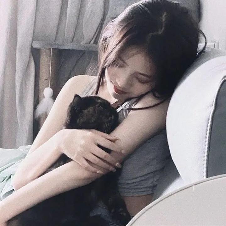 阿吉小姐