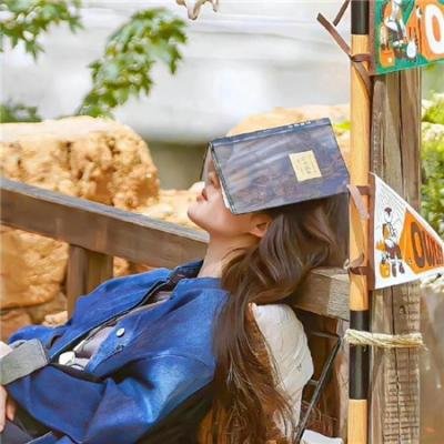 我们都用力的活着